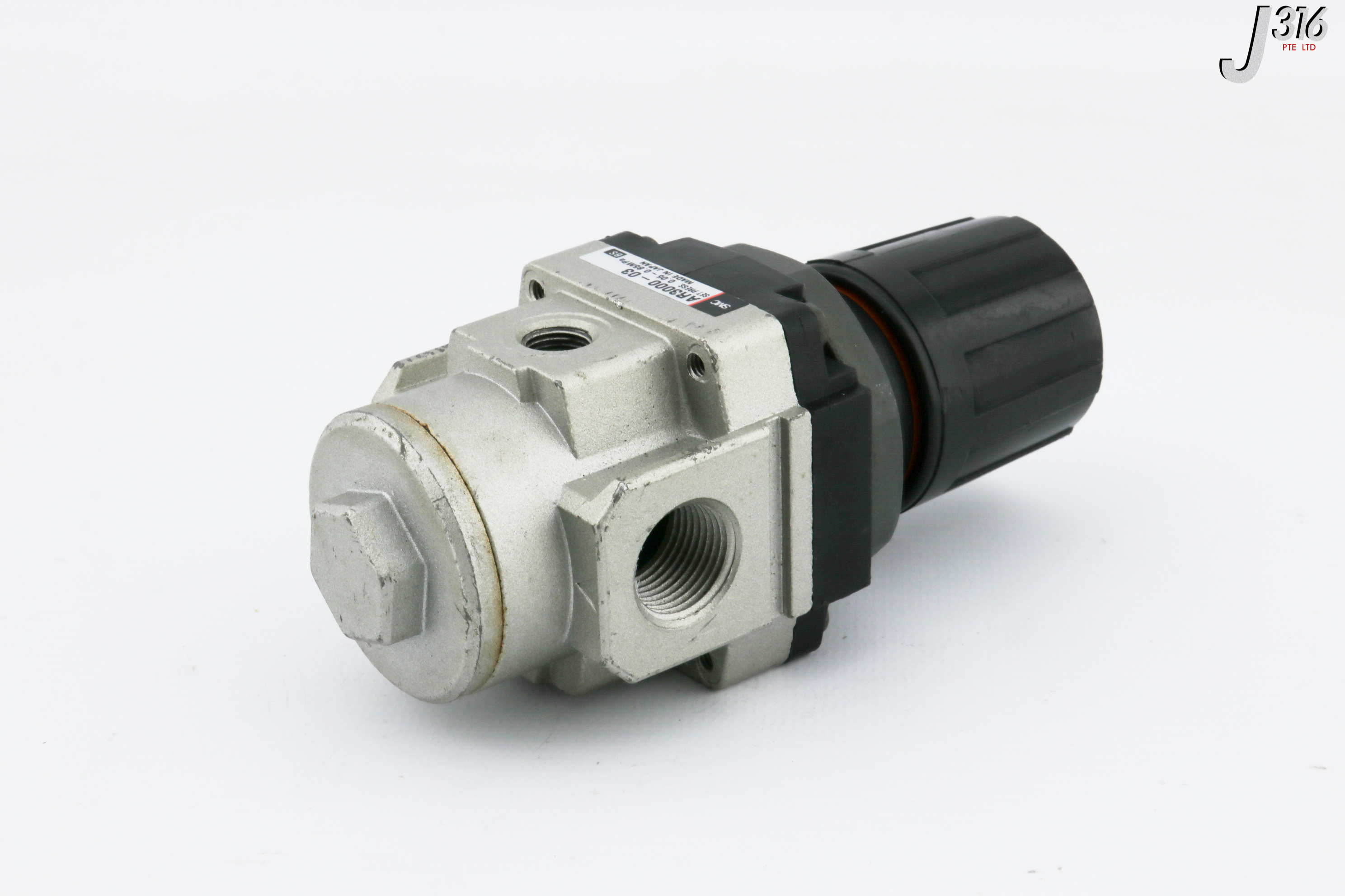 29476 SMC AIR PRESSURE REGULATOR AR3000-03 | eBay